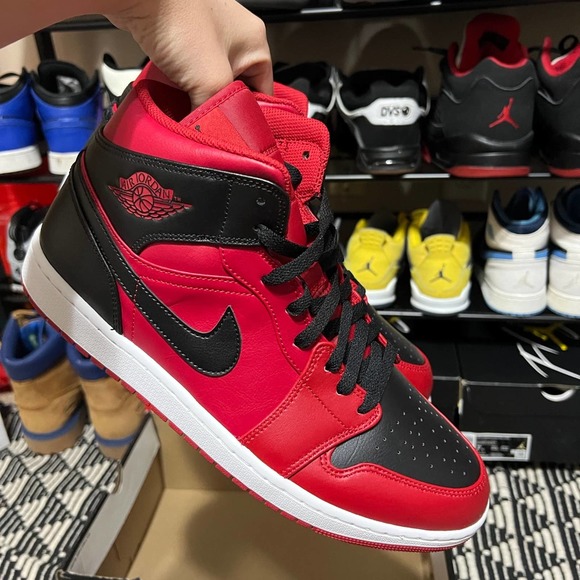 Jordan Other - Air Jordan 1 Mid